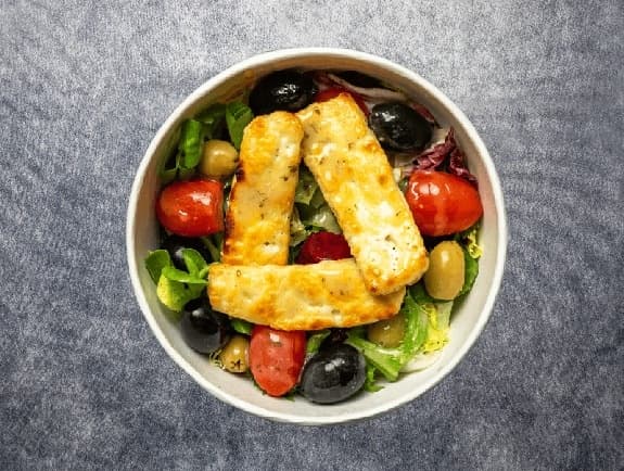 Halloumi Salad (v) Image